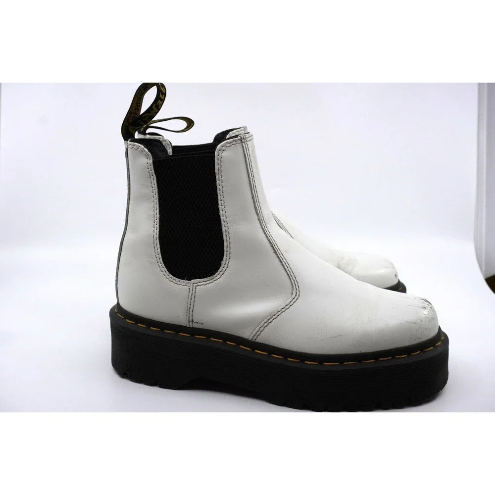Dr. Martens 2976 Quad Womens Sz 8 Smooth White Leather Platform Chelsea Boots